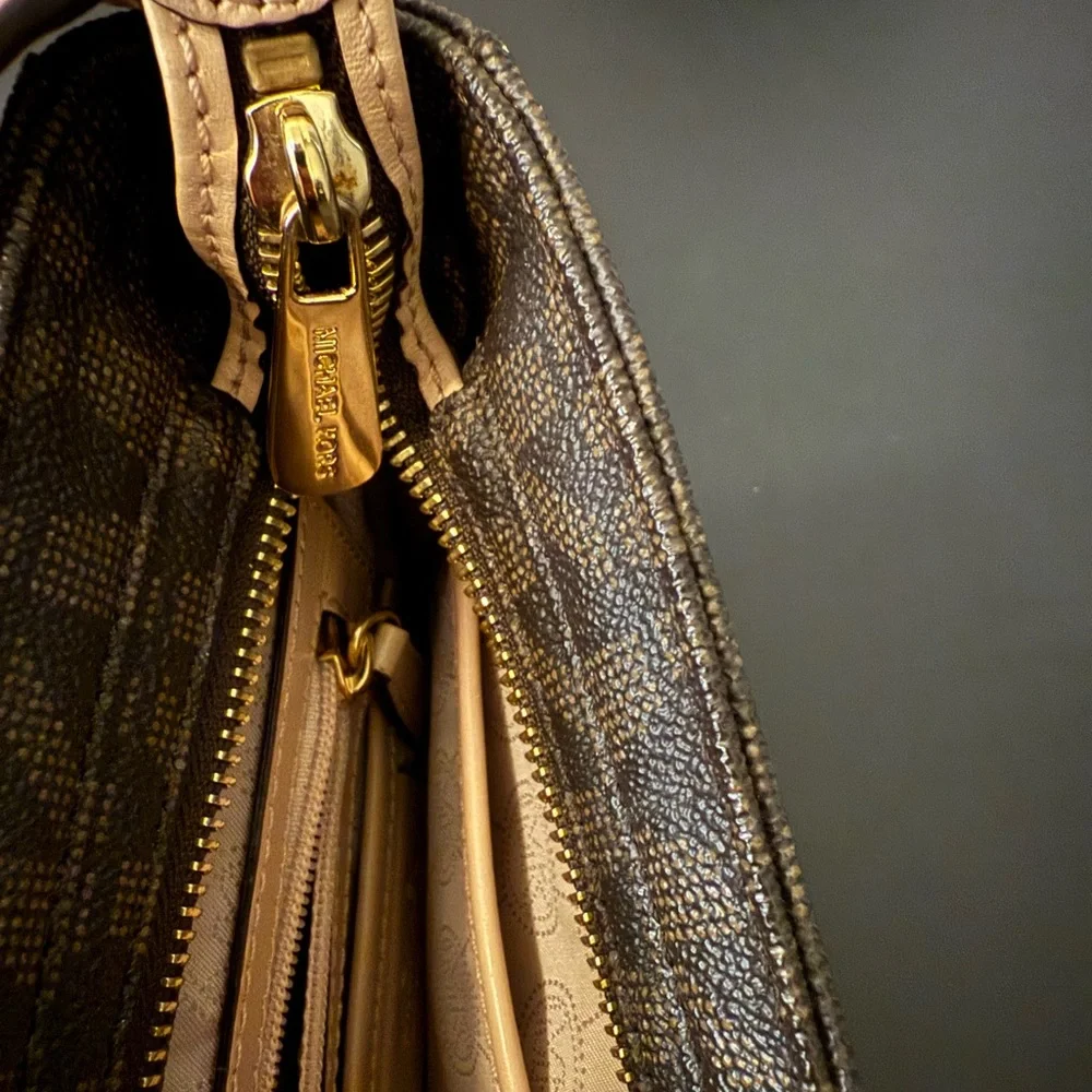 Michael Kors Brown Monogram Crossbody Bag with Gold Hardware Classic - Picture 6 of 16